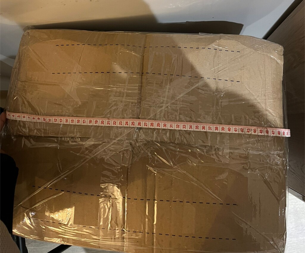 4 boxes and 2 suite cases