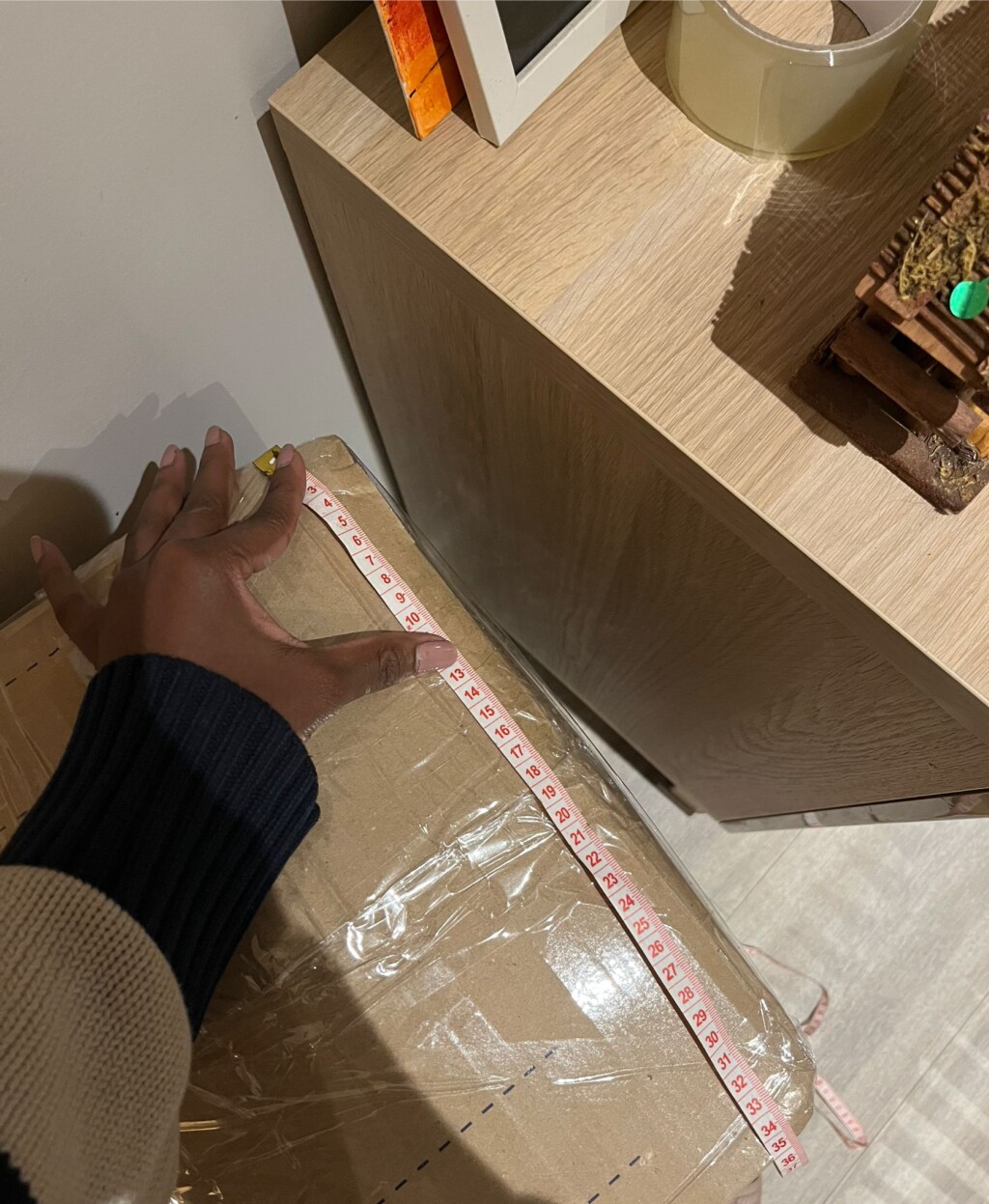 4 boxes and 2 suite cases